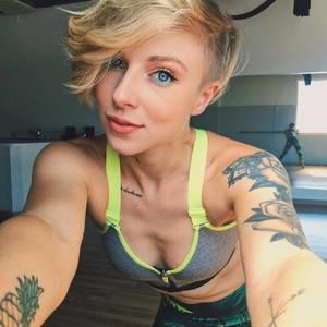 Meet your Posher, Alana